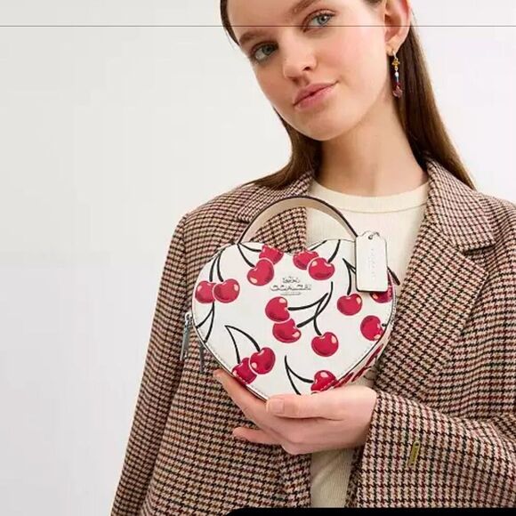 NWT ❤️ Coach Heart Crossbody Bag With Cherry Print CAB06 - Picture 3 of 9